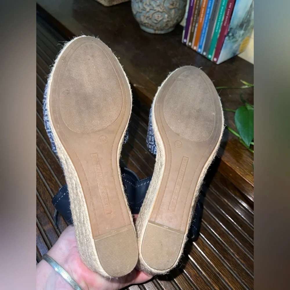 Tommy Hilfiger‎ Blue Patterned Espadrilles 7.5